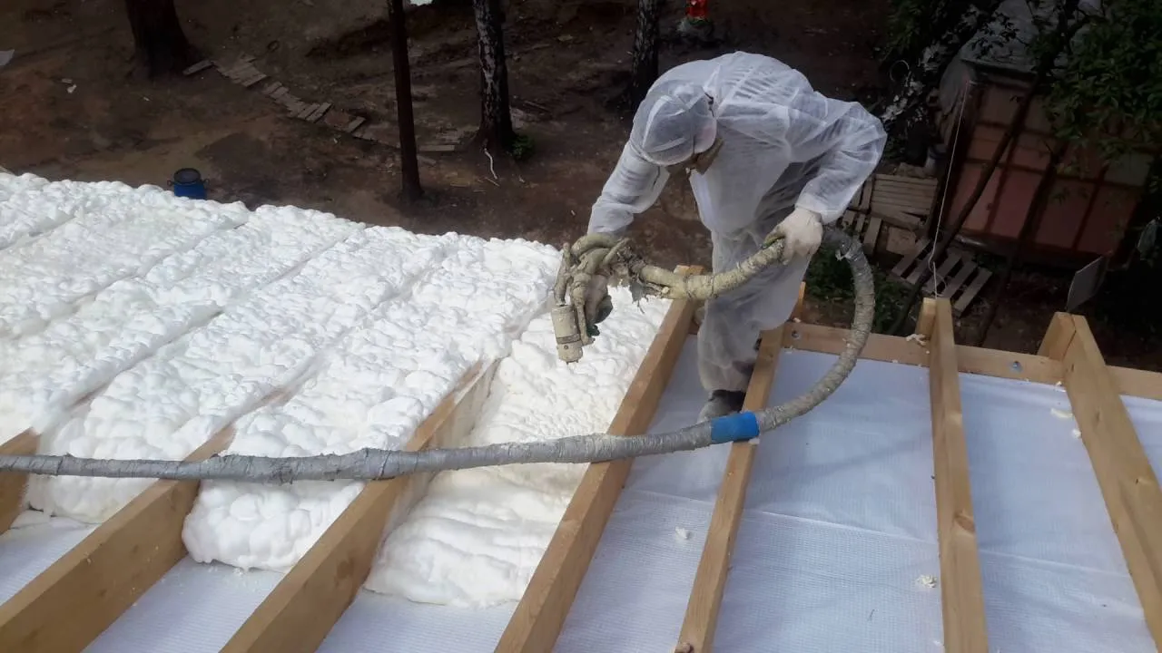 Exterior Spray Foam Insulation - Dallas FFM Spray Foam Insulation (2)